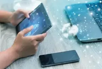 choose cloud phone.webp